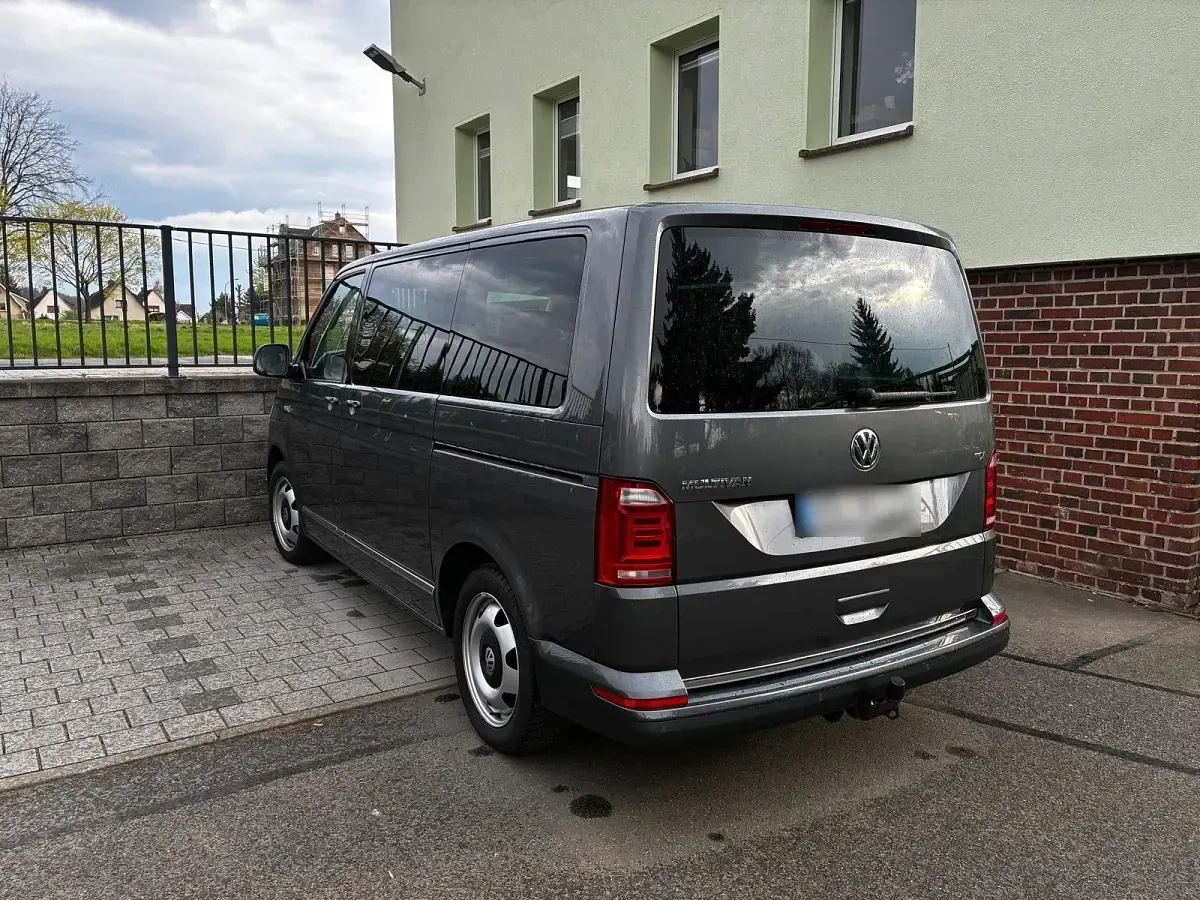 Gebraucht VW T6 Highline 150 PS (110 kW) 2016 Silber Van