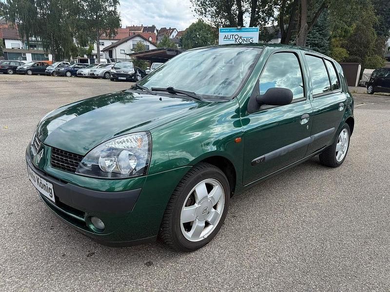 Grün Gebraucht 2003 Renault Clio II Limousine | 1.790 € (Guter Preis) - Bild 1/4
