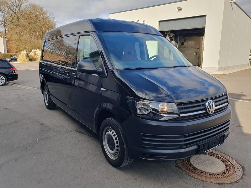 Gebraucht VW Transporter 150 PS (110 kW) 2019 Schwarz Van