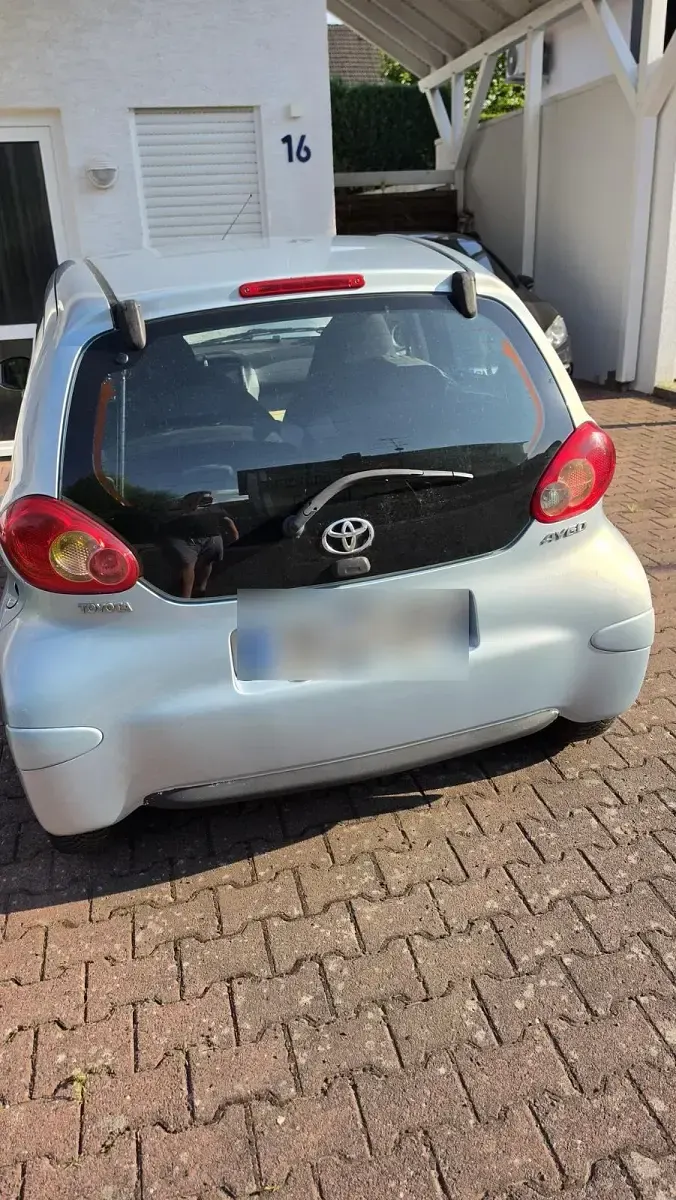 Gebraucht Toyota Aygo 68 PS (50 kW) 2005 Blau Kleinwagen