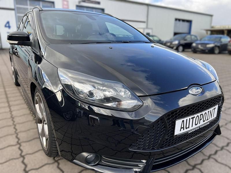 Gebraucht Ford Focus ST 250 PS (183 kW) 2013 Schwarz Kombi