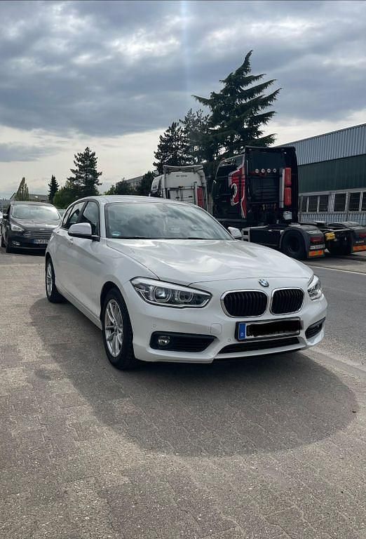 Gebraucht BMW 118 140 PS (102 kW) 2019 Weiß Kleinwagen