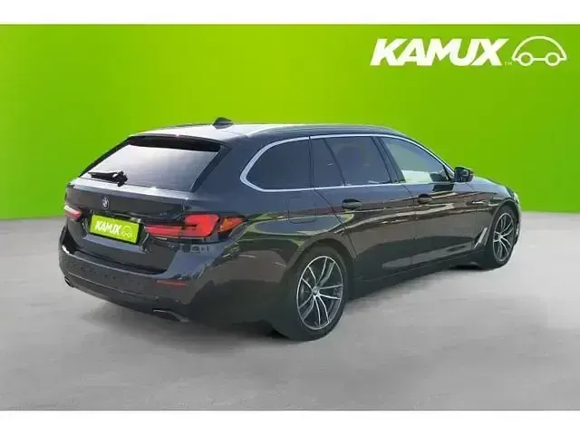 Gebraucht BMW 530 Performance 286 PS (210 kW) 2020 Grau Kombi