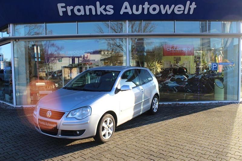 Gebraucht VW Polo United 80 PS (58 kW) 2009 Silber Kleinwagen