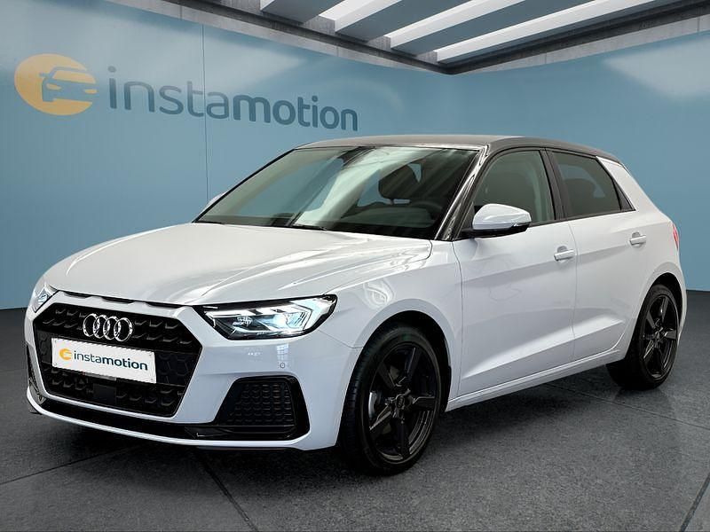 Weiß Gebraucht 2025 Audi A1 Sportback Kleinwagen | 28.499 € (Fairer Preis) - Bild 1/4
