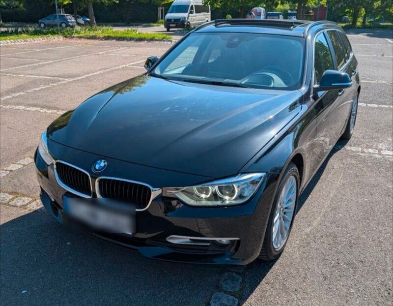 Schwarz Gebraucht 2014 BMW 320 Kombi | 15.000 € (Guter Preis) - Bild 1/4
