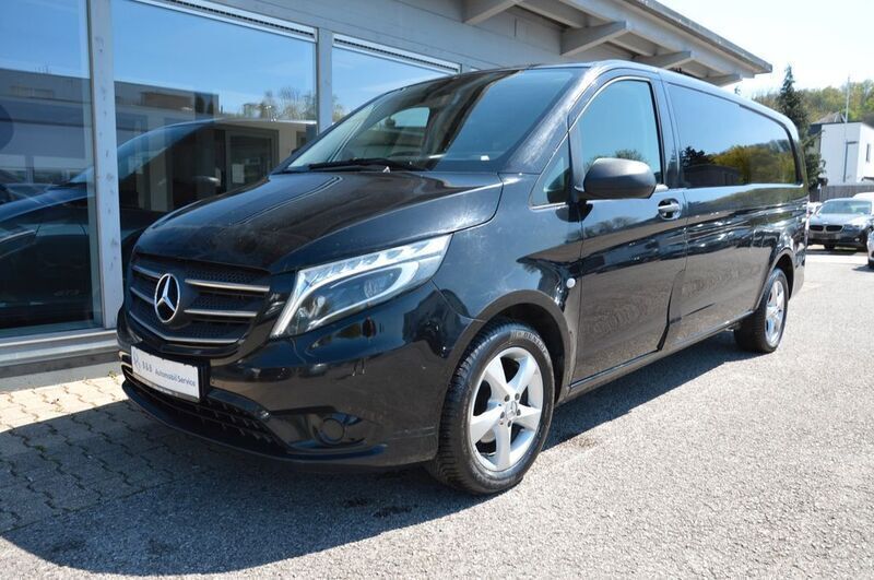 Obsidianschwarz metallic Gebraucht 2020 Mercedes Vito Van / Kleinbus | 18.990 € (Etwas zu teuer) - Bild 1/4