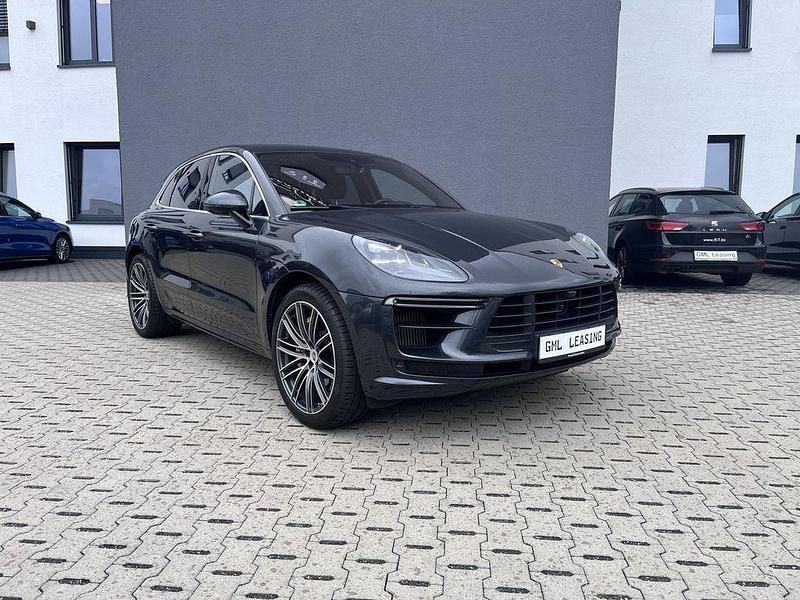Grau Gebraucht 2019 Porsche Macan Turbo SUV | 55.450 € - Bild 1/4