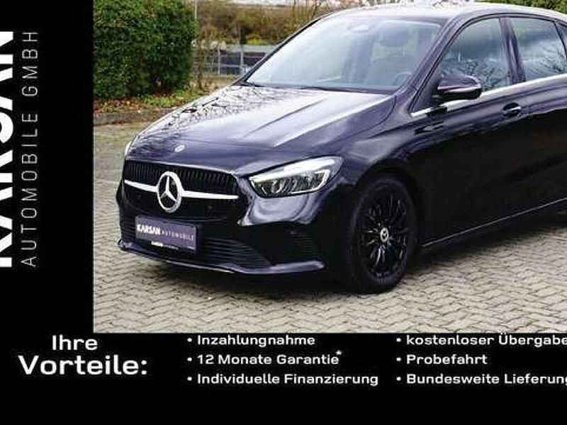 Gebraucht Mercedes B180 116 PS (85 kW) 2023 Schwarz Van / Kleinbus