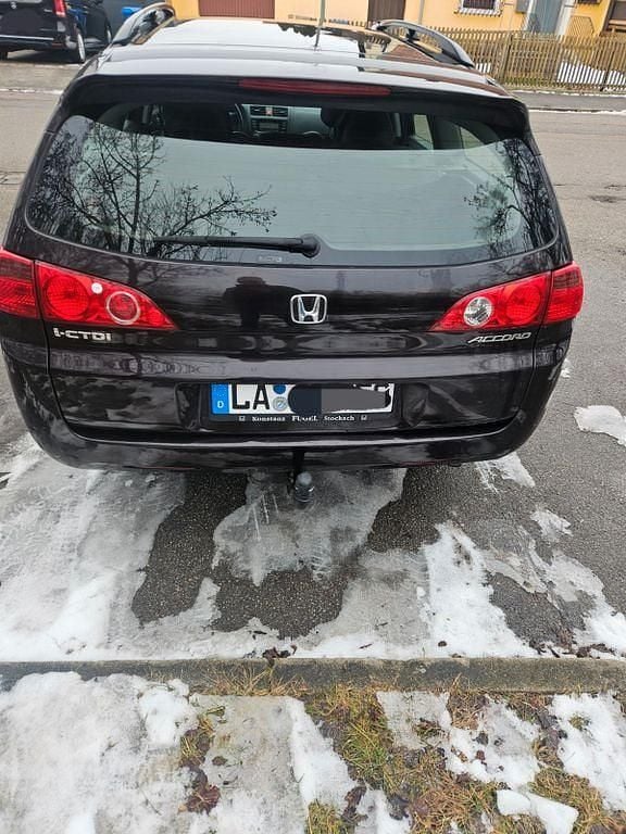 Gebraucht 2007 Honda Accord Executive Kombi | 1.950 € (Fairer Preis) - Bild 1/4