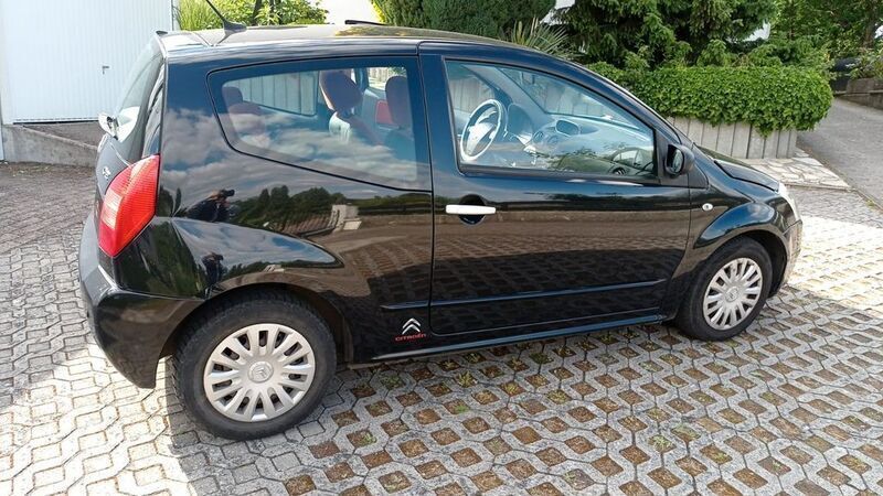 Schwarz Gebraucht 2005 Citroën C2 Comfort Kleinwagen | 2.800 € (Fairer Preis) - Bild 1/4