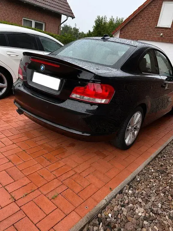 Gebraucht BMW 120 Coupé 177 PS (130 kW) 2010 Schwarz Coupé