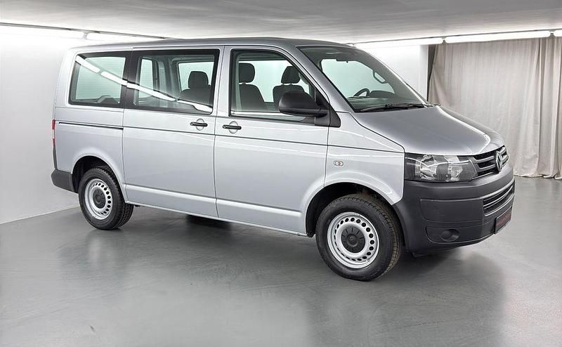 Gebraucht VW Transporter 140 PS (102 kW) 2014 Silber Van