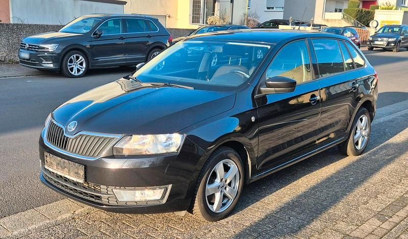 Gebraucht Skoda Rapid 90 PS (66 kW) 2014 Schwarz Kleinwagen