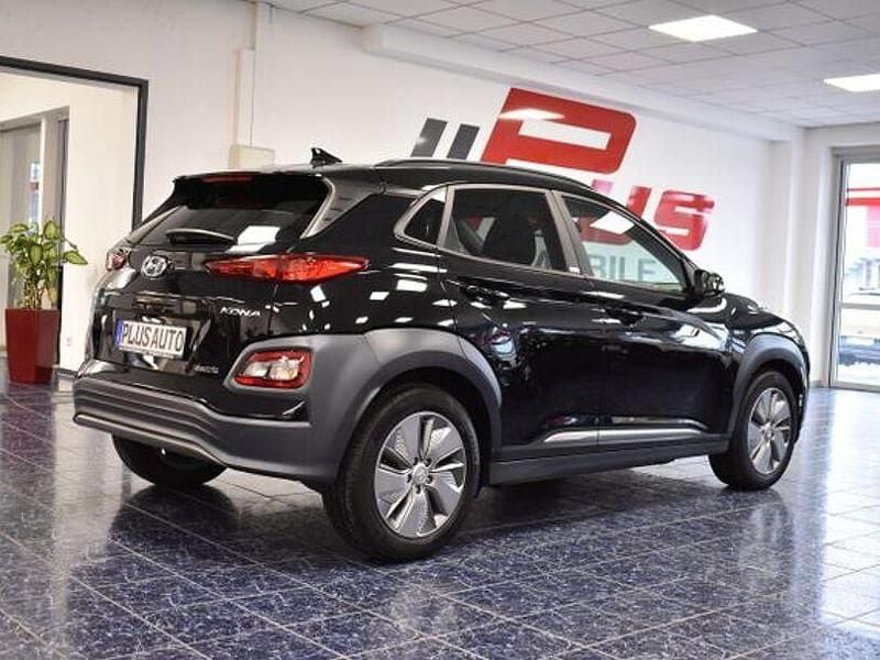 Gebraucht Hyundai Kona Style 150 kW (204 PS) 2020 Schwarz SUV