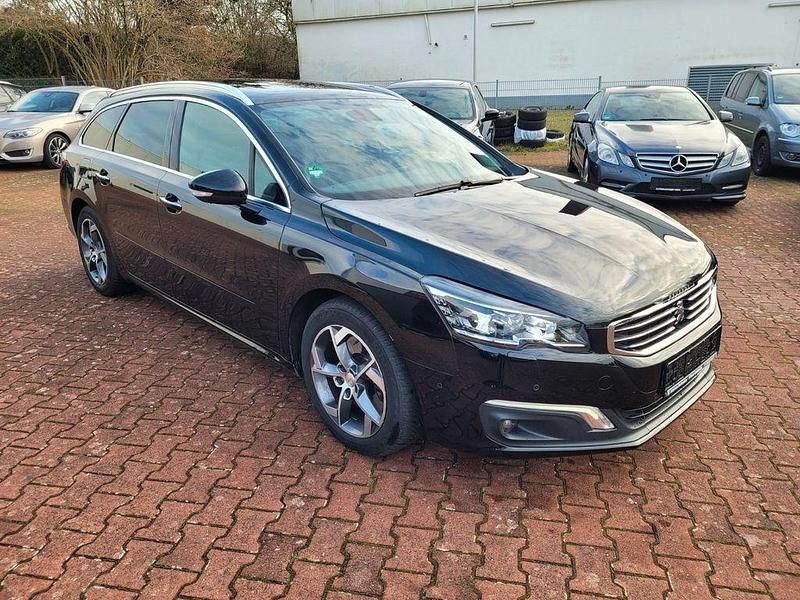Gebraucht Peugeot 508 SW Allure 179 PS (131 kW) 2017 Schwarz Kombi