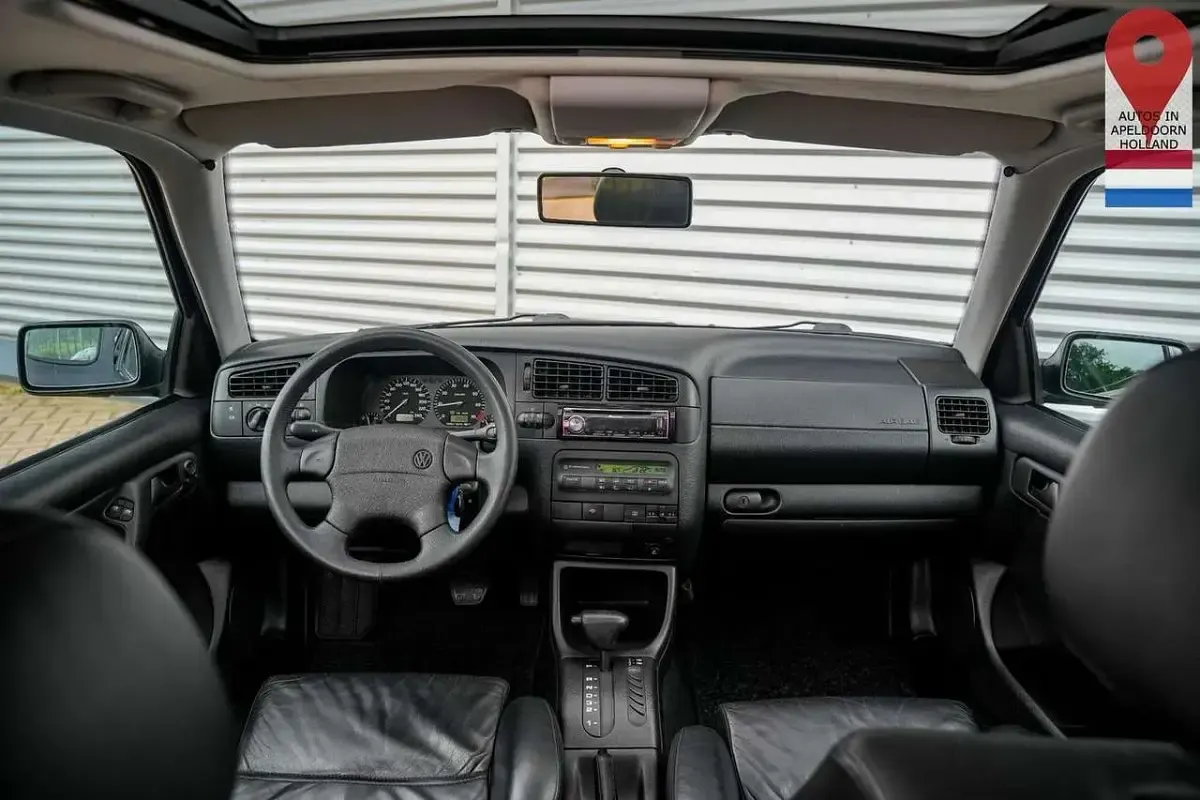 Gebraucht VW Golf III 174 PS (127 kW) 1997 Moonlightblue pareleffect Limousine