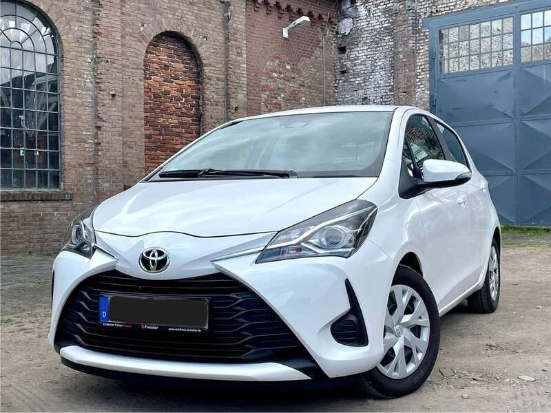 Weiß Gebraucht 2020 Toyota Yaris Comfort Kleinwagen | 13.500 € (Fairer Preis) - Bild 1/4