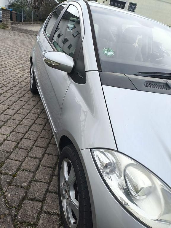 Gebraucht Mercedes A170 Classic 116 PS (85 kW) 2006 Silber Van / Kleinbus