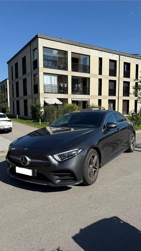 Grau Gebraucht 2019 Mercedes CLS350 Coupé | 36.500 € (Fairer Preis) - Bild 1/4