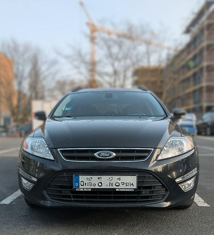 Gebraucht Ford Mondeo 120 PS (88 kW) 2011 Schwarz Limousine