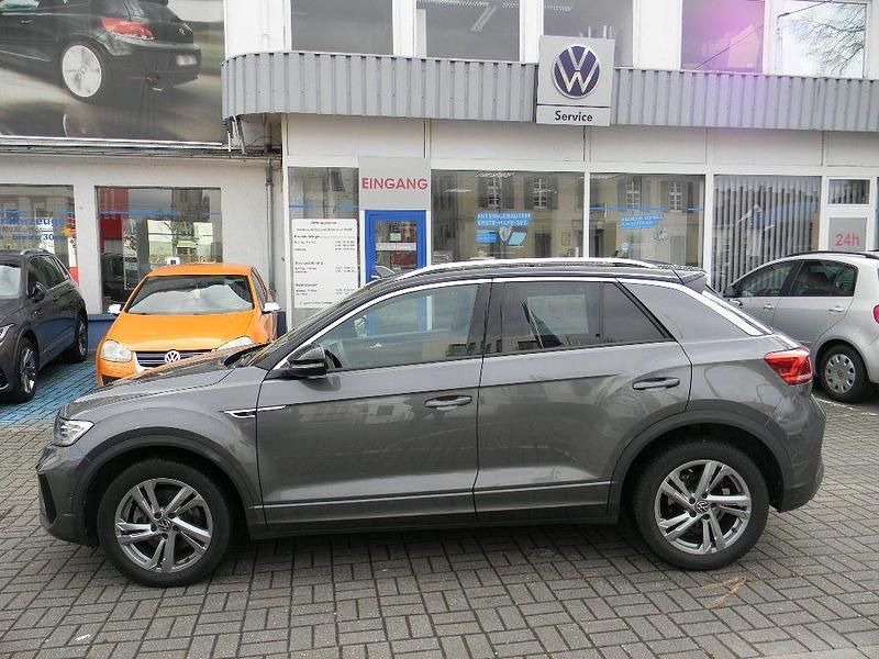 Gebraucht VW T-Roc R-line 150 PS (110 kW) 2023 Indiumgrau (metallic) SUV