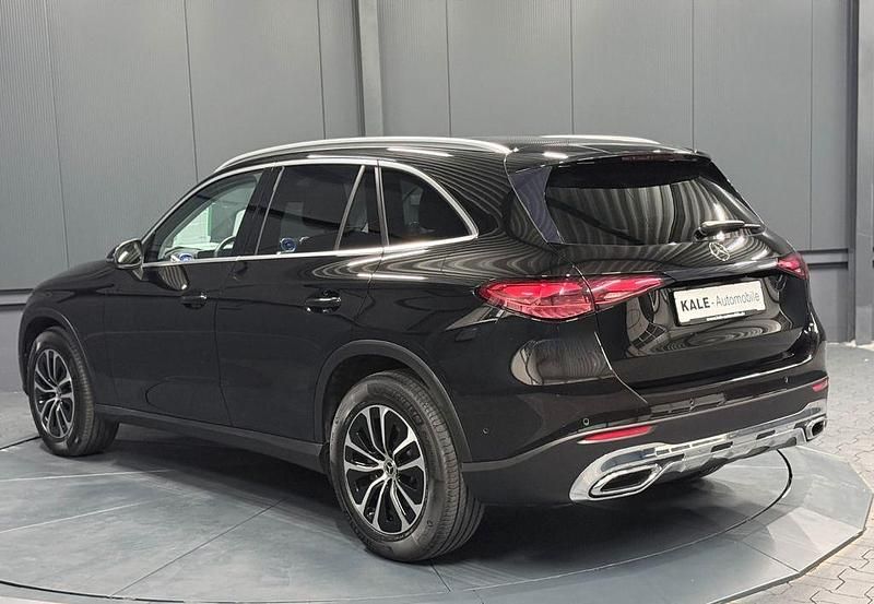 Gebraucht Mercedes GLC220 Advanced Plus 220 PS (161 kW) 2023 Obsidianschwarz metallic SUV