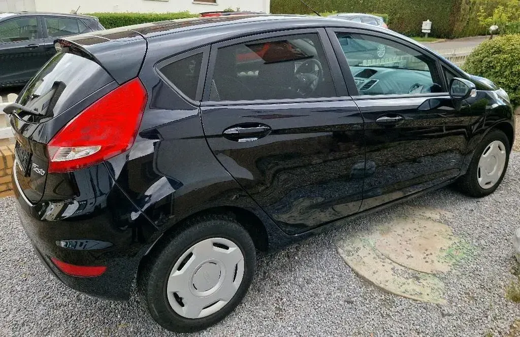 Gebraucht Ford Fiesta Trend 82 PS (60 kW) 2011 Schwarz Limousine
