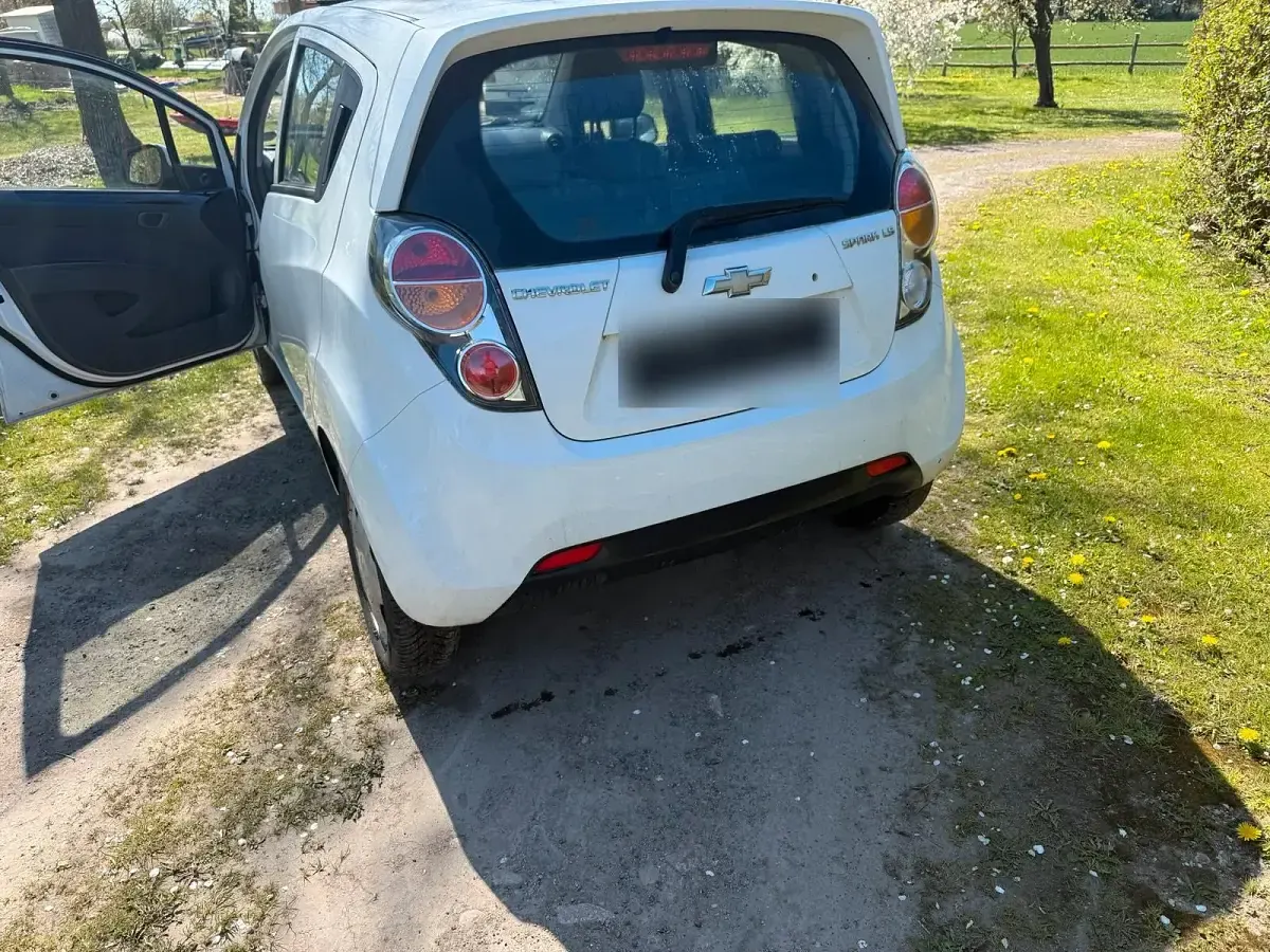 Używany Chevrolet Spark LS 2011 Biały Hatchback