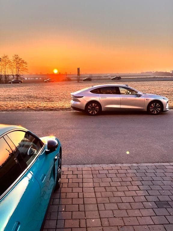 Gebraucht Nio ET7 480 kW (653 PS) 2022 Orange Limousine