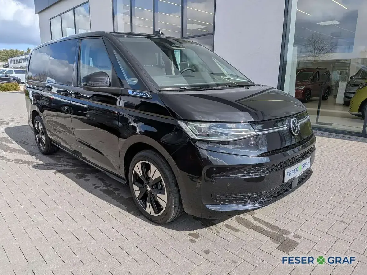 Neu VW Multivan Goal 150 PS (110 kW) 2026 4 armlehnen beidseitig an zweiter sitzreihe Van / Kleinbus