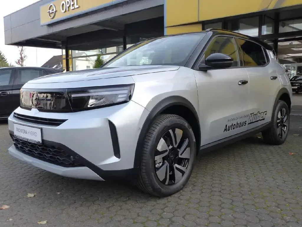 Neu Opel Frontera 136 PS (100 kW) 2025 Silber SUV