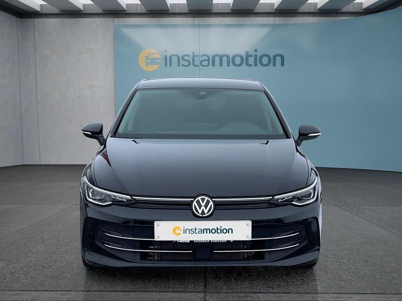 Gebraucht VW Golf VIII 150 PS (110 kW) 2025 Schwarz Kleinwagen
