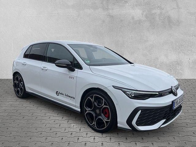 Usata VW Golf VIII GTI 265 CV (194 kW) 2025 Bianco Berlina
