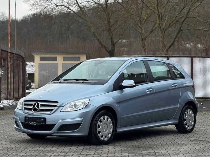 Gebraucht Mercedes B150 95 PS (69 kW) 2008 Blau Van / Kleinbus