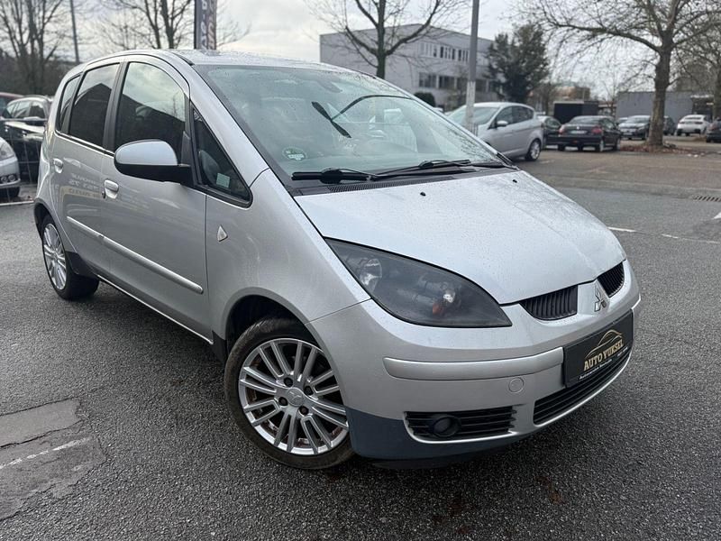 Gebraucht Mitsubishi Colt Motion 95 PS (69 kW) 2008 Silber Kleinwagen