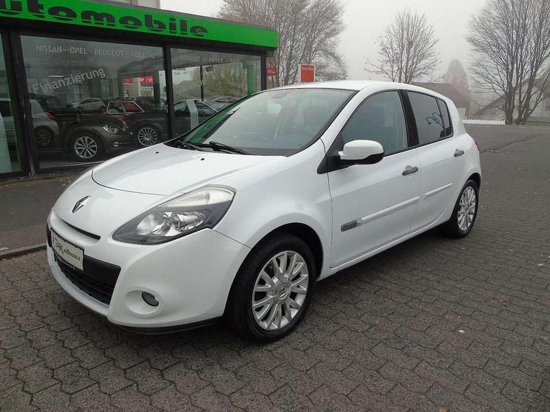 Weiß Gebraucht 2010 Renault Clio III Luxe Kleinwagen | 5.990 € (Fairer Preis) - Bild 1/4
