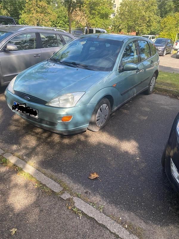 Andere farben Gebraucht 1999 Ford Focus Kleinwagen | 350 € (Superpreis) - Bild 1/4