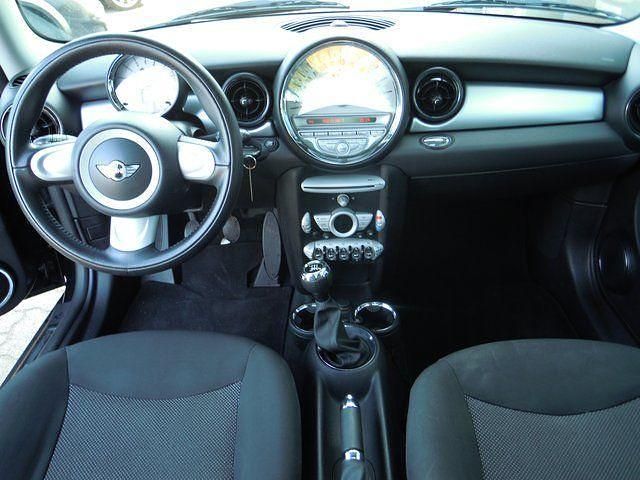 Usata Mini ONE 75 CV (55 kW) 2010 Nero Utilitaria