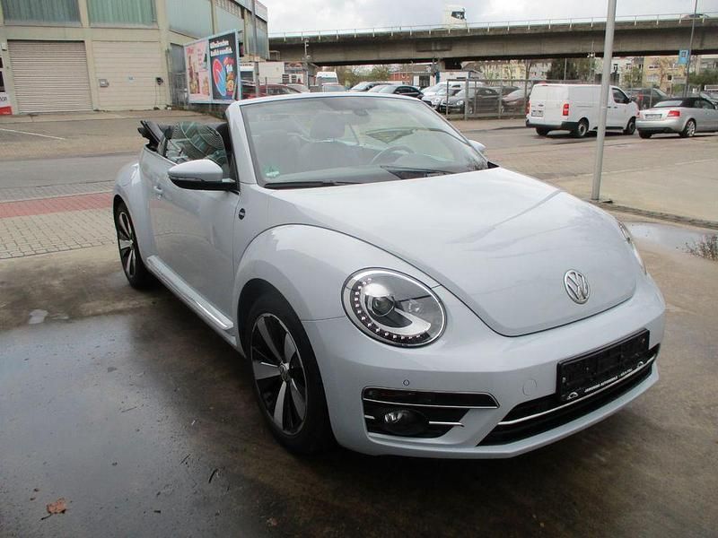 Gebraucht VW Beetle Cabriolet Design 150 PS (110 kW) 2018 Silber Cabrio