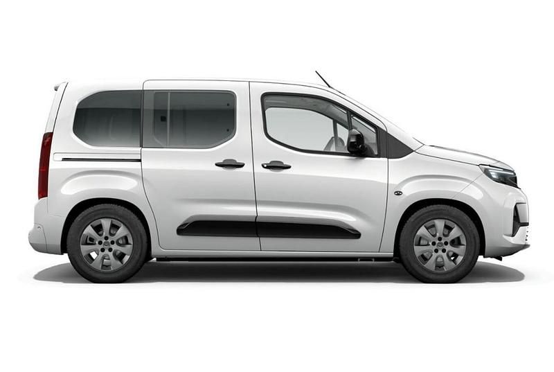 Nowe Opel Combo 131 KM (96 kW) 2026 Biały Minivan