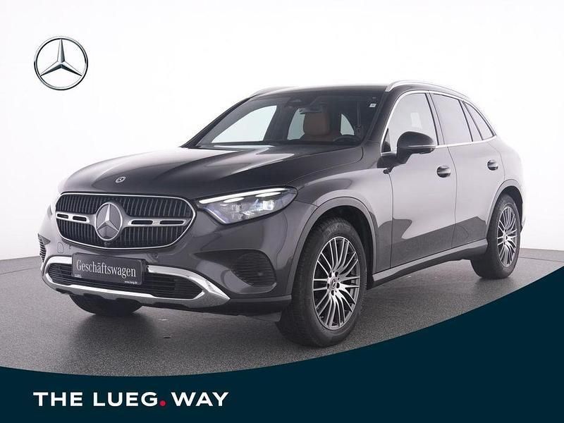 Metalliclack graphitgrau Gebraucht 2024 Mercedes GLC200 Avantgarde SUV | 52.360 € (Fairer Preis) - Bild 1/4