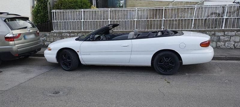 Gebraucht Chrysler Stratus 163 PS (119 kW) 1996 Weiß Cabrio
