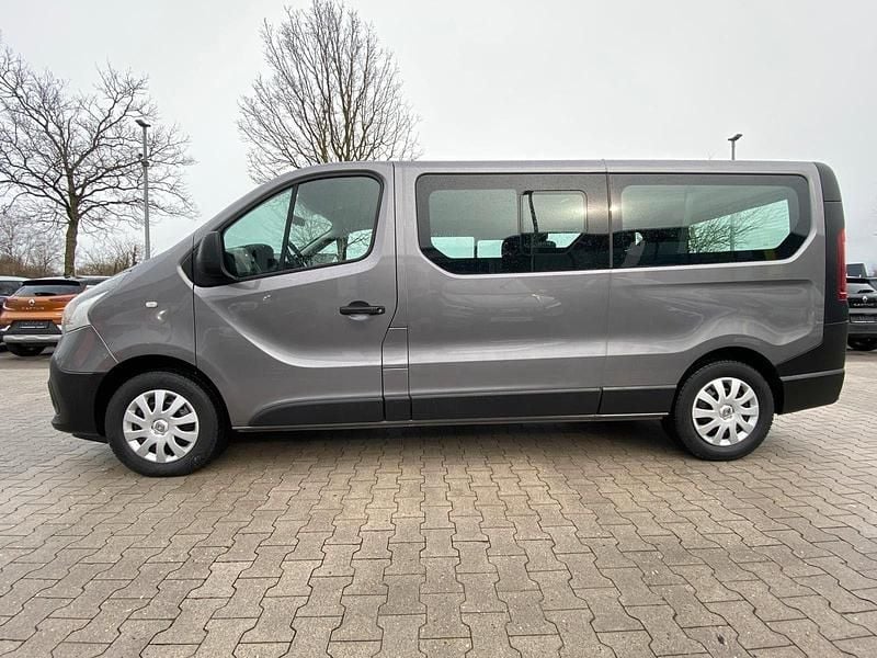 Gebraucht Renault Trafic Expression 125 PS (91 kW) 2018 Grau Van / Kleinbus
