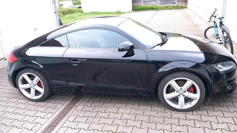 Gebraucht Audi TT 160 PS (117 kW) 2011 Schwarz Coupé
