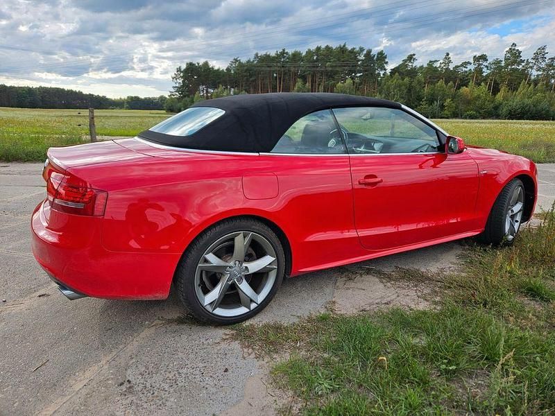 Gebraucht Audi A5 Cabriolet S-Line 211 PS (155 kW) 2010 Rot Cabrio