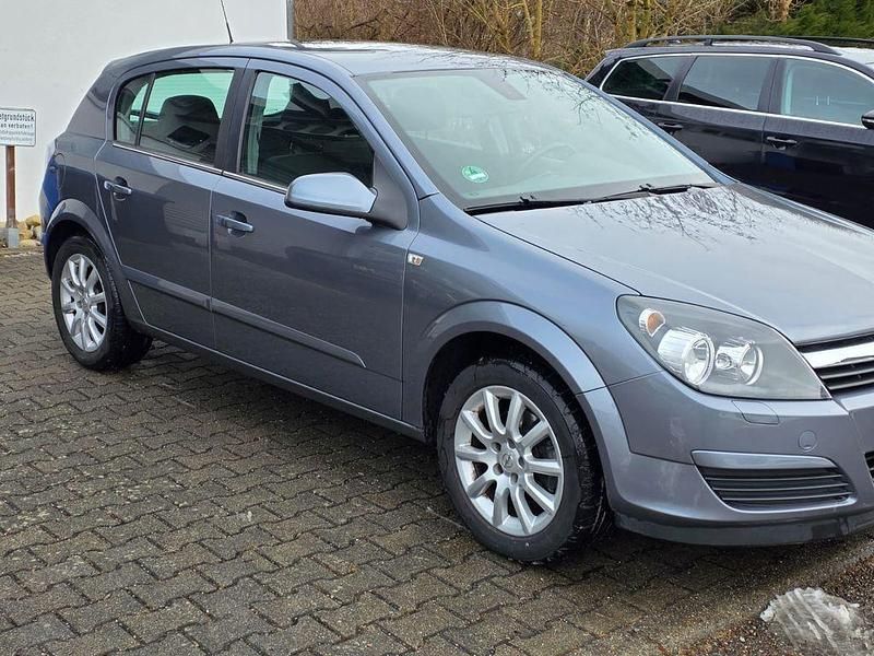 Gebraucht Opel Astra Elegance 125 PS (91 kW) 2004 Grau Limousine