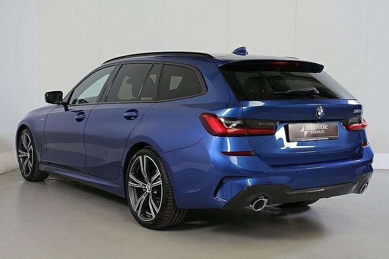 Gebraucht BMW 320 M Sport 190 PS (139 kW) 2021 Portimao blau (metallic) Kombi