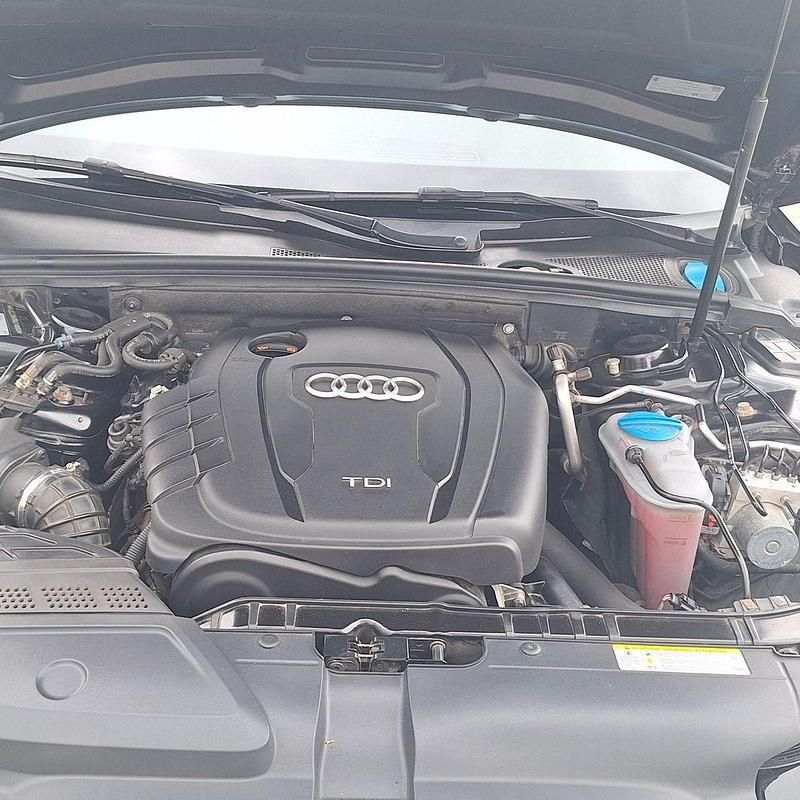 Gebraucht Audi A4 Ambiente 120 PS (88 kW) 2013 Schwarz Limousine