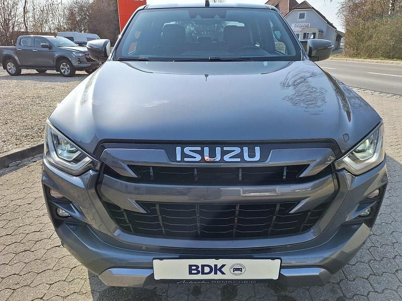 Gebraucht Isuzu D-Max 163 PS (119 kW) 2022 Grau Pickup